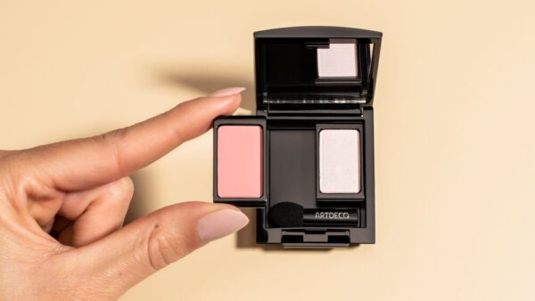 Website format JPG-5160_Beauty Box Duo_Eyeshadow_16-9_2 Website format JPG-5160_Beauty Box Duo_Eyeshadow_16-9_2