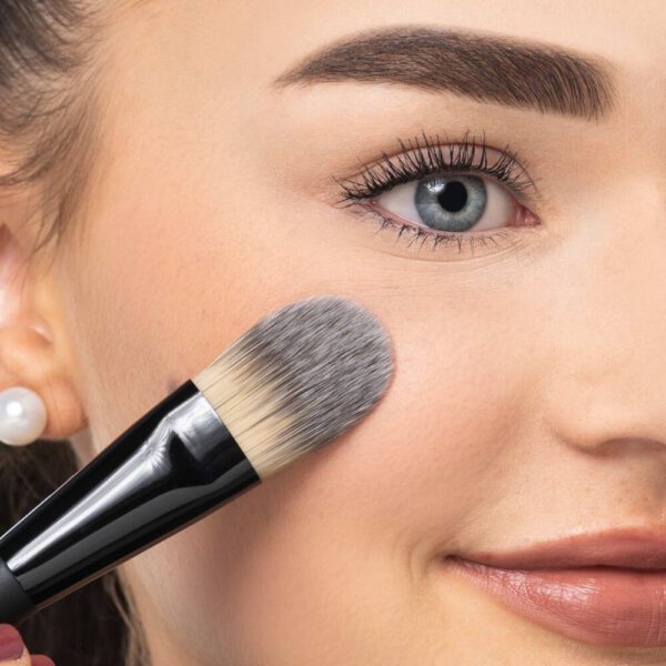 Website format JPG-60300_Make-up-Brush-Premium-Quality_Art_Full_Face_Person Website format JPG-60300_Make-up-Brush-Premium-Quality_Art_Full_Face_Person