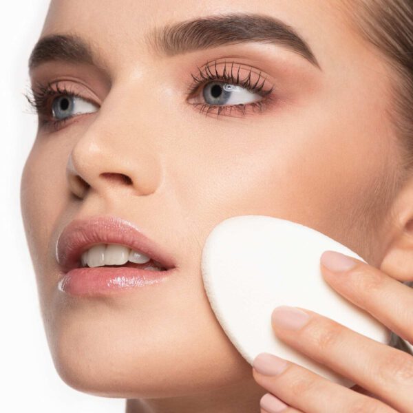 Website format JPG-6086_Make-up-Sponges-oval_Person Website format JPG-6086_Make-up-Sponges-oval_Person