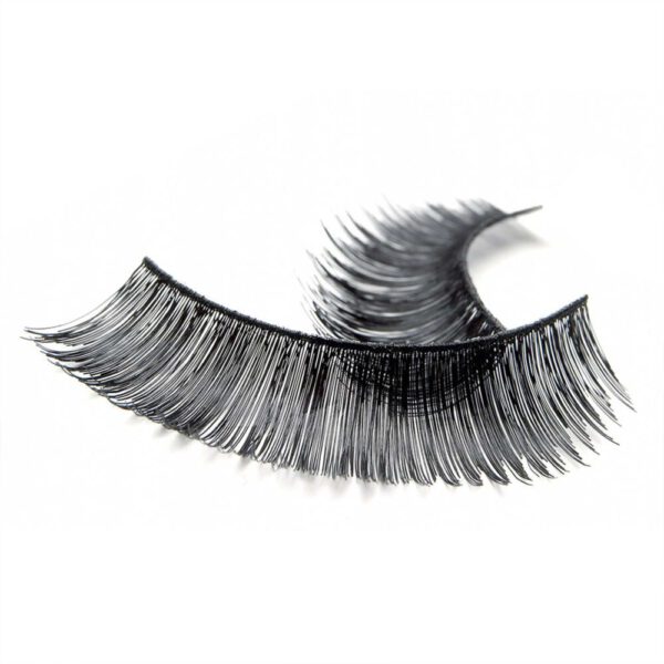 Website format JPG-65.38_Strip-Lashes_Detail